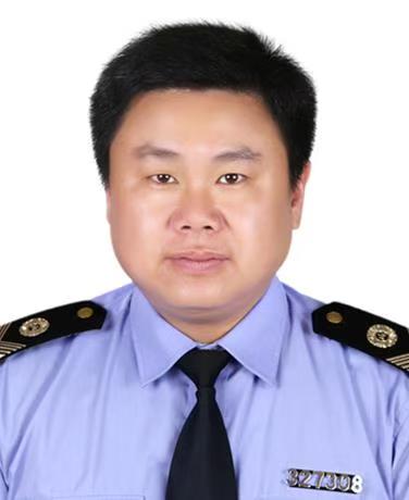 王礼富